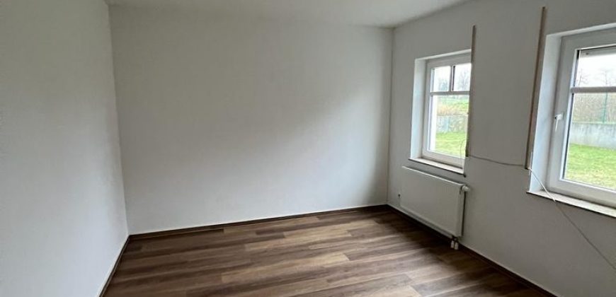 Blankenfelde-Mahlow: Frisch renovierte  3 Zimmer Wohnung